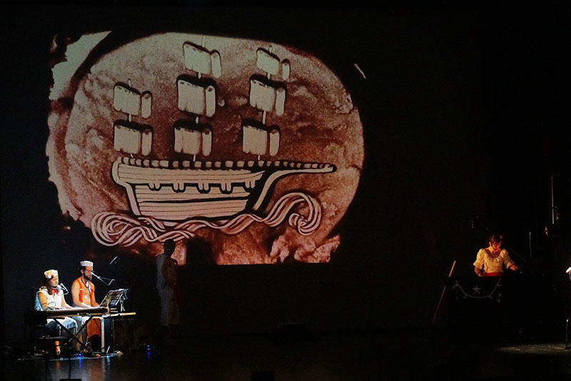 11_Conto da ilha desconhecida_barco O conto da ilha desconhecida - Saramago - Sand art animation